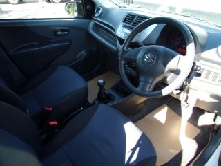 /photos/12373/0089ffdb-f8ff-47a6-9c5b-f486a04d1e2a_i320x240.jpg