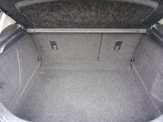 /photos/12373/34bde0b9-0316-416c-b2c8-61875d42e150_i320x240.jpg