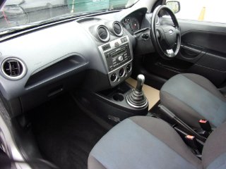 /photos/12373/45bf3e2c-3bf5-426a-a583-9b3e3ede834e_i320x240.jpg