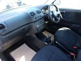 /photos/12373/59e1998c-0dd6-4d65-af07-69af2f43cb56_i320x240.jpg