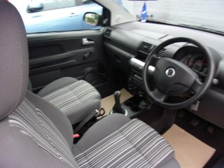 /photos/12373/6348dbee-69f7-4a40-abf3-5fcae2c7fb75_i320x240.jpg