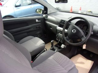 /photos/12373/7821f9cc-29f4-431b-8271-024507d6b9bf_i320x240.jpg