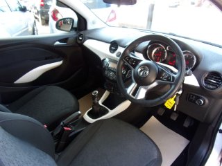 /photos/12373/8dc35ce5-4e76-4fbc-b799-87d2f057f406_i320x240.jpg