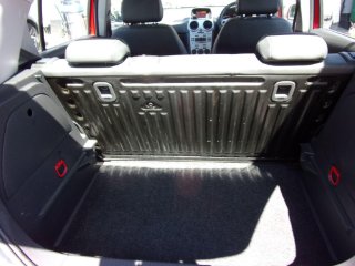/photos/12373/f82e7346-ce23-42b6-be6f-a863cd609b3d_i320x240.jpg